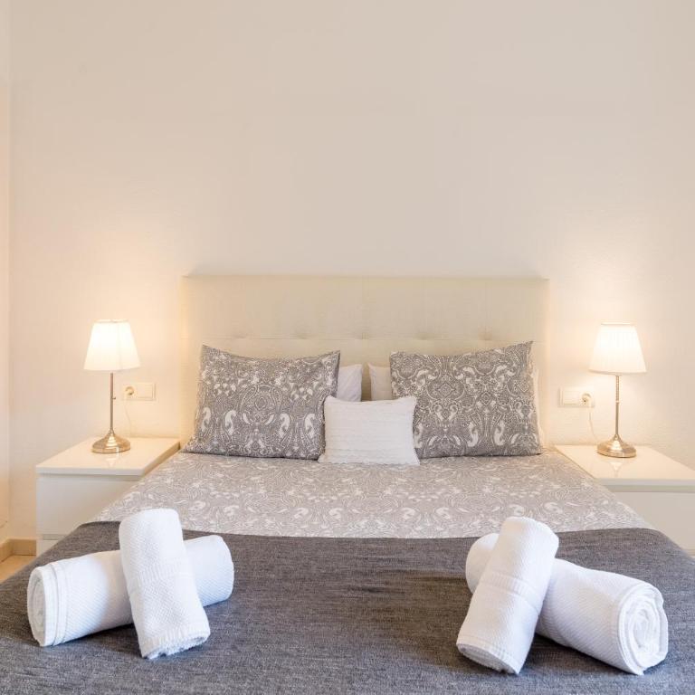Agua I & seasonal pool by ELE Apartments - Apartamento Deluxe - 4