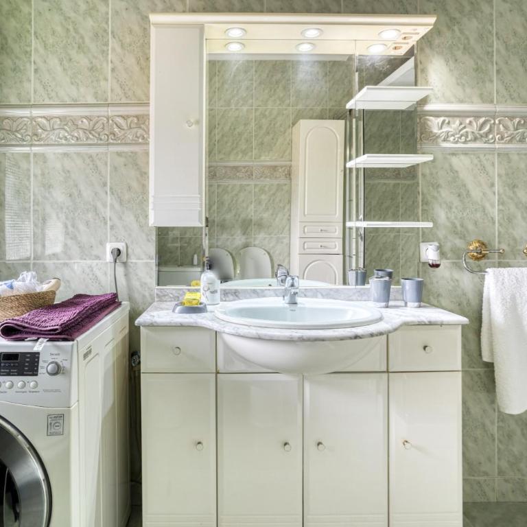 Alojamiento en Casco Antiguo de Cordoba - Apartamento de 3 dormitorios - 30