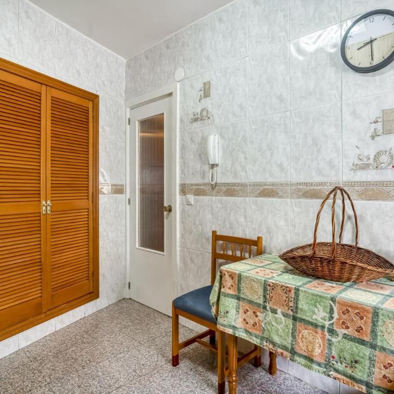 Alojamiento en Casco Antiguo de Cordoba - Apartamento de 3 dormitorios - 38