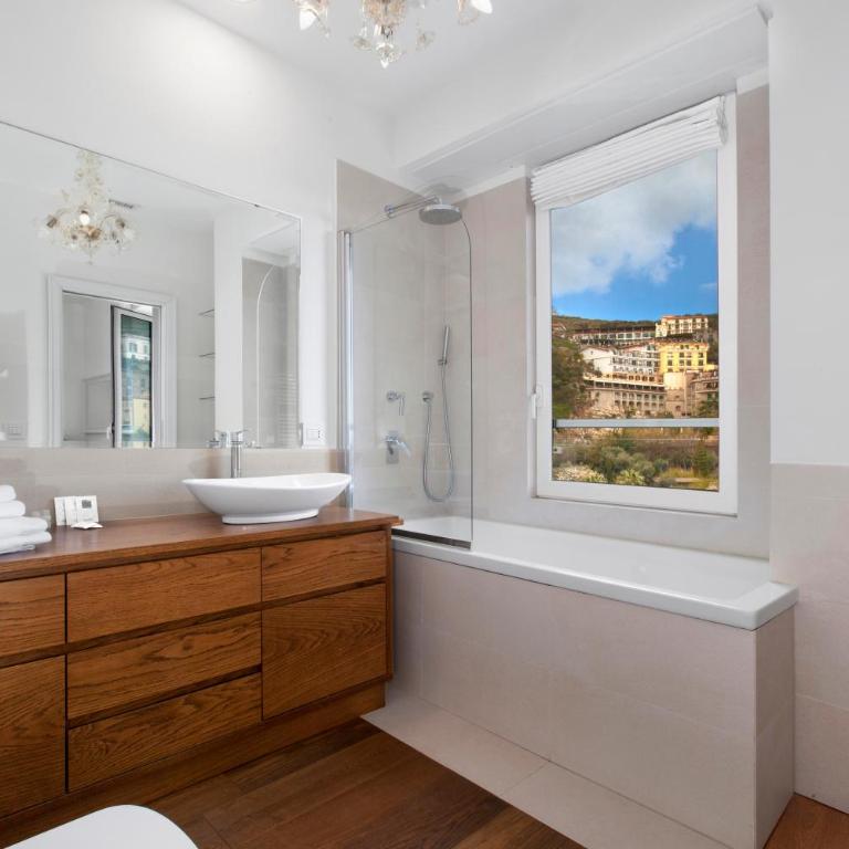 SorrentoVibes - Luxury Home Sea View & Jacuzzi in Sorrento centre - Appartamento con 3 Camere da Letto e Vista Mare - 9