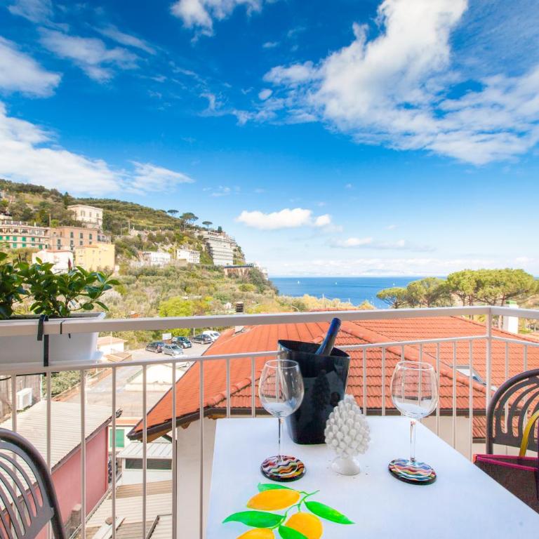 SorrentoVibes - Luxury Home Sea View & Jacuzzi in Sorrento centre - Appartamento con 3 Camere da Letto e Vista Mare - 15