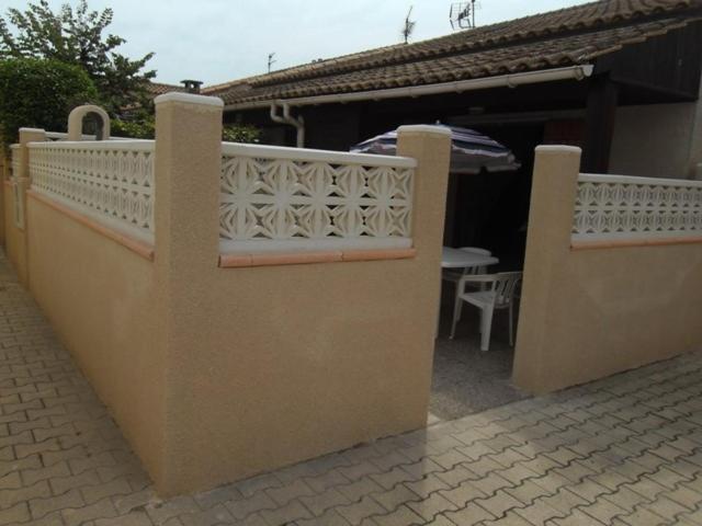 villa 5 couchages terrasse ombragée parking dans résidence sécurisée avec piscine commune à 400m de la mer LRJP65 - Maison 2 Chambres - 12