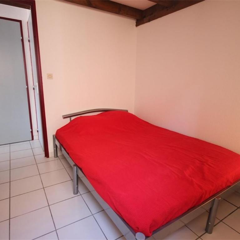 villa 5 couchages terrasse ombragée parking dans résidence sécurisée avec piscine commune à 400m de la mer LRJP65 - Maison 2 Chambres - 9