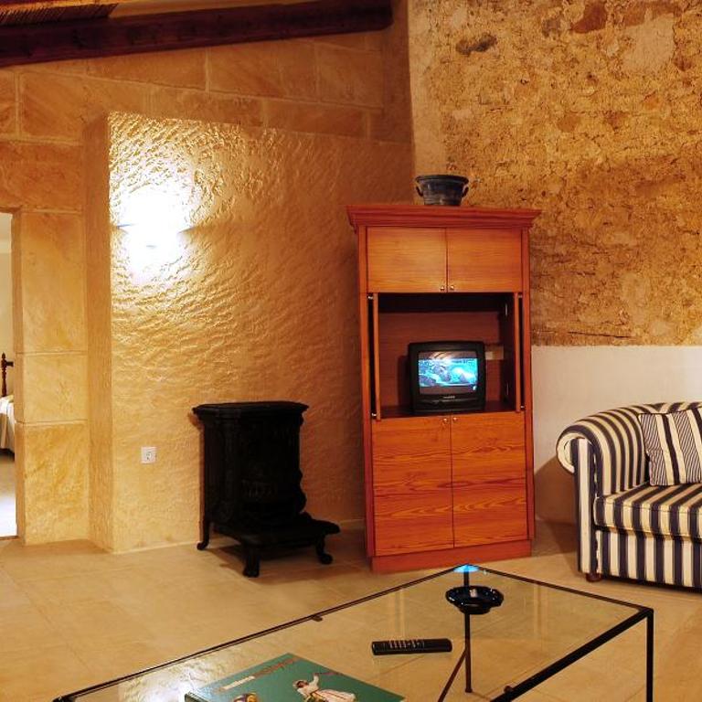 Casal Santa Eulalia - Junior Suite with Terrace - 3