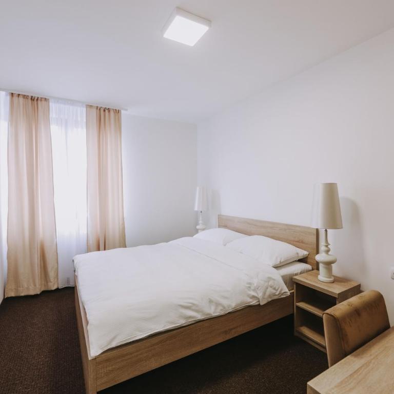 Hotel Tanja - Standardna Jednokrevetna Soba - 2