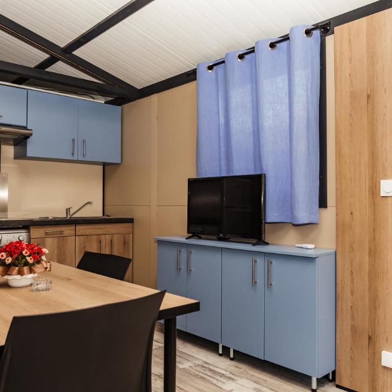Oasi Camping - Bungalow con 2 Camere da Letto - 7