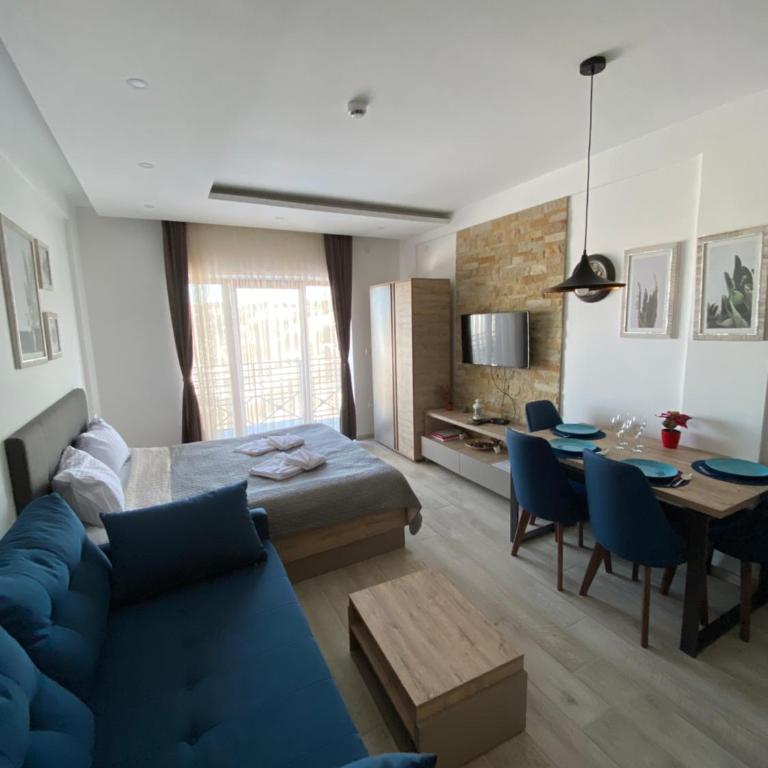 Mount Apartments Milmari - One-Bedroom Apartment - 4
