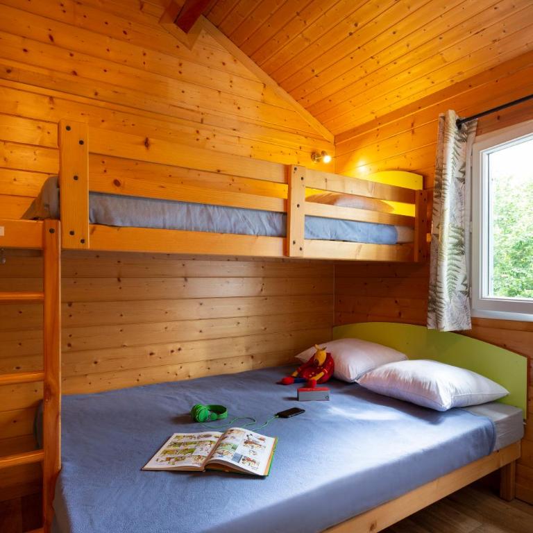 Huttopia Lac d'Aiguebelette - Chalet - 3