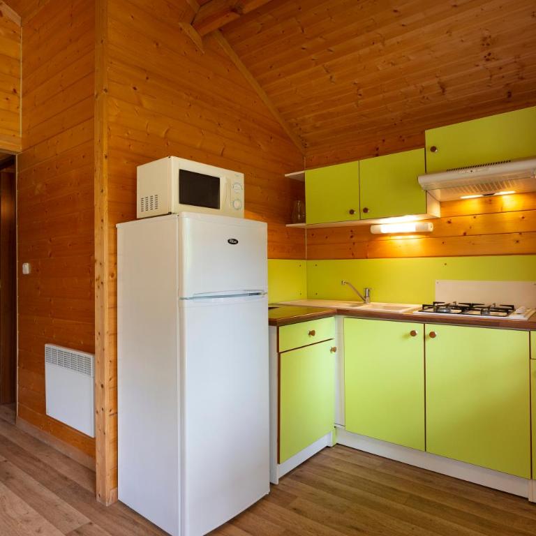 Huttopia Lac d'Aiguebelette - Chalet - 5