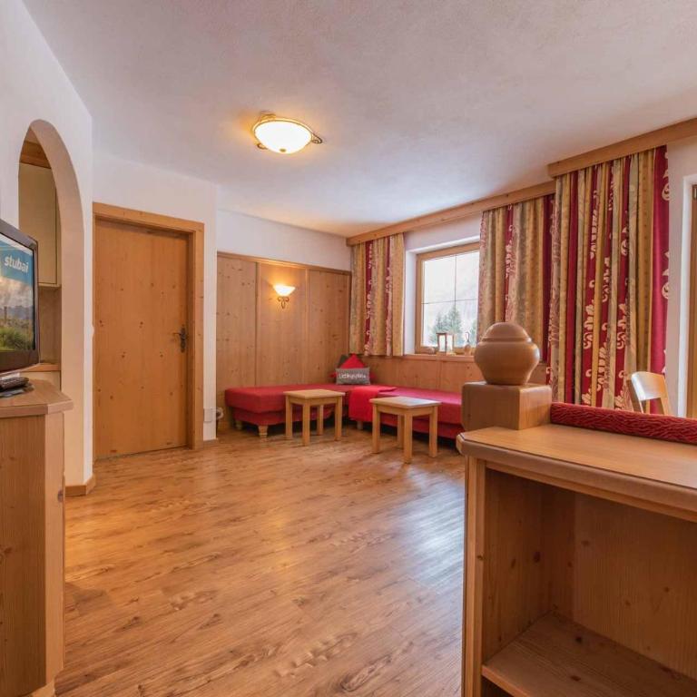 Alpenchalet Vital - Apartment mit 2 Schlafzimmern und Balkon - 1