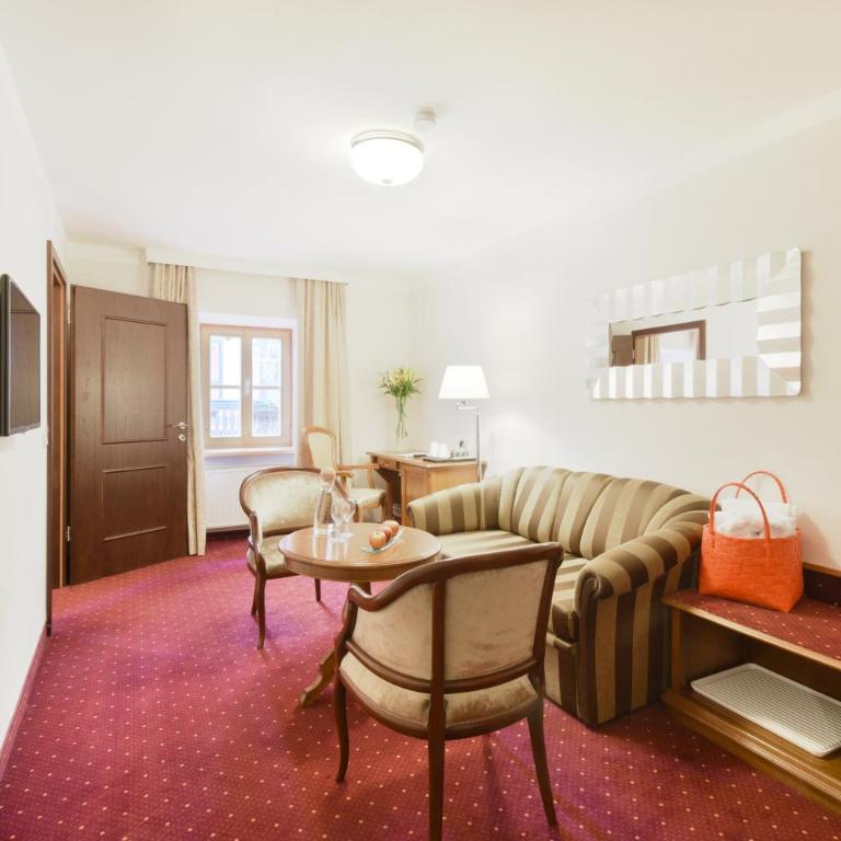 Cella Central Historic Boutique Hotel - Suite mit 1 Schlafzimmer - 7