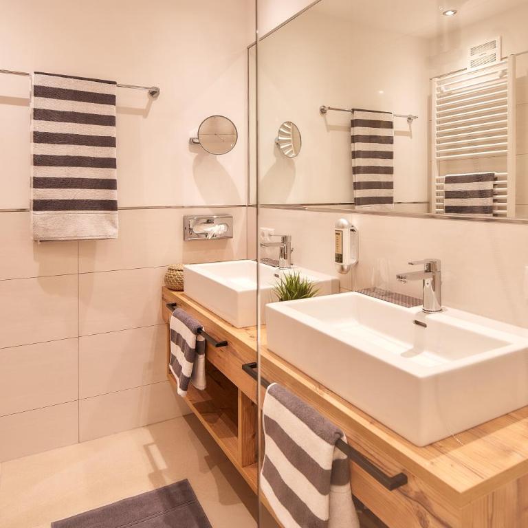 Frühstückspension Klinglhub - Superior Apartment mit 1 Schlafzimmer und Balkon - Nebengebäude - 9