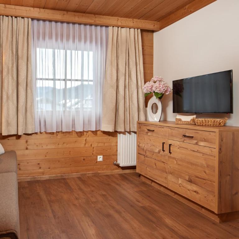 Frühstückspension Klinglhub - Apartment mit 1 Schlafzimmer und Balkon - Nebengebäude - 4