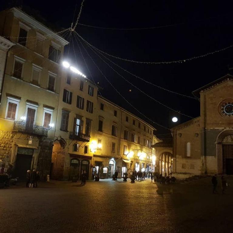 ...all'Archetto di Sant'Andrea......pieno centro - Appartamento con 1 Camera da Letto - 20