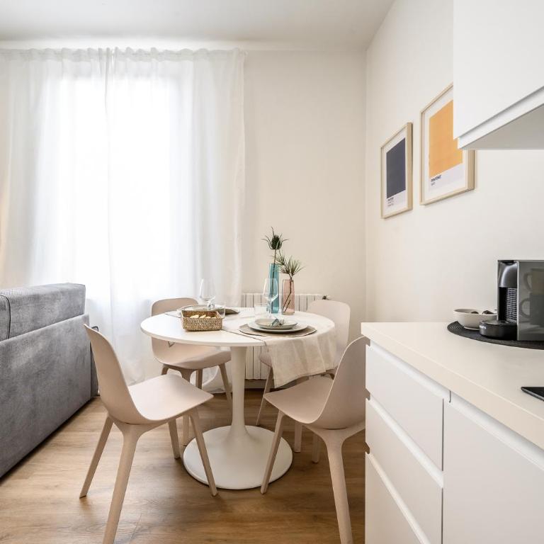 Emilia Suite Young - Appartamento con 1 Camera da Letto - 2