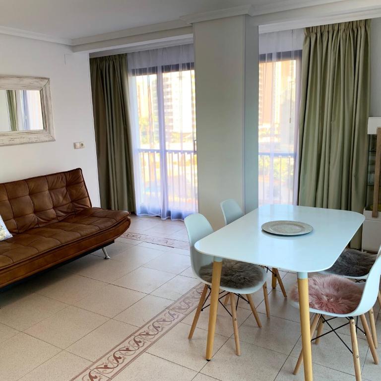 Playa de Levante Sea View Apartment - Two-Bedroom Apartment - 20