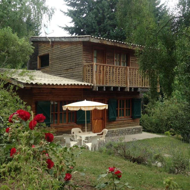 Cabaña Los Abetos 1 - Three-Bedroom Chalet - 8