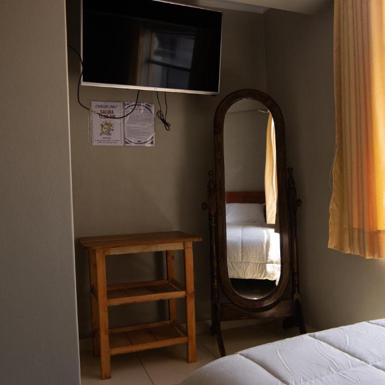 Hostal Roma - Habitación Deluxe - 1 cama grande - 7