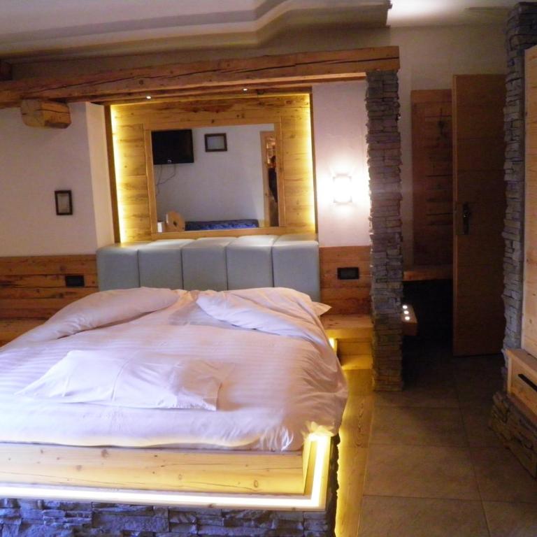 Hotel Pontiglia - Camera Deluxe con Sauna - 1