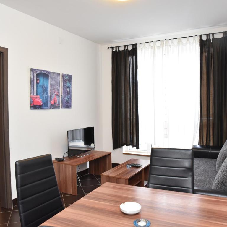 Private apartman 5b23 in Kraljevi cardaci - One-Bedroom Apartment - 2