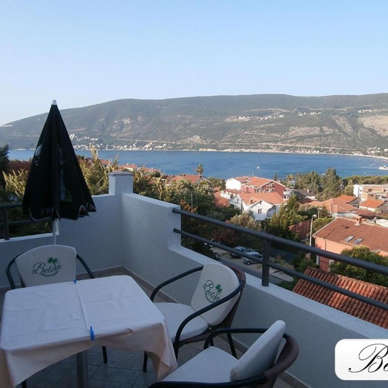 Apartments Beleni - One-Bedroom Apartment with Terrace and Sea View - 1
