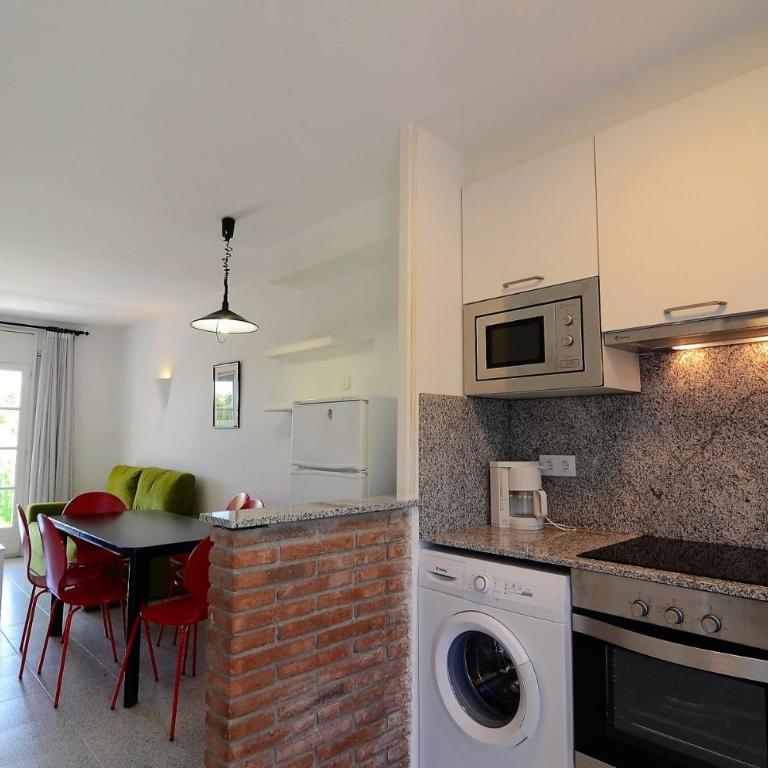 VALL PETITA 56 - Two-Bedroom Townhouse - 10