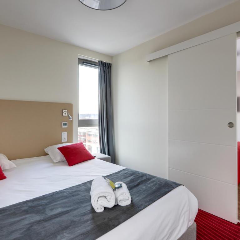 All Suites Appart Hôtel - Bordeaux Centre Gare - Appartement avec Lit Double et Canapé-Lit - 7