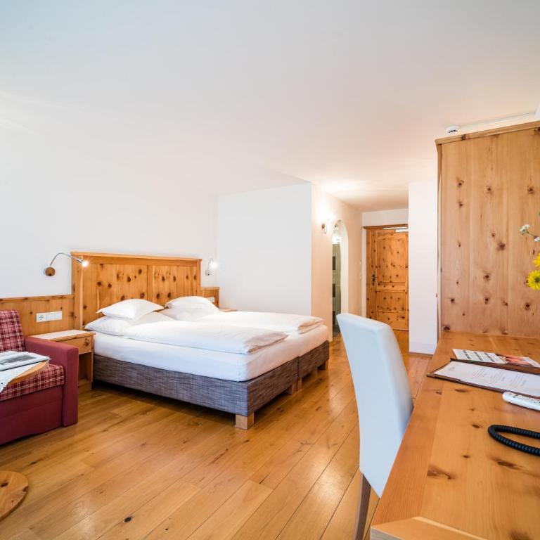 Hohe Gaisl - Doppelzimmer mit Gartenblick - 7