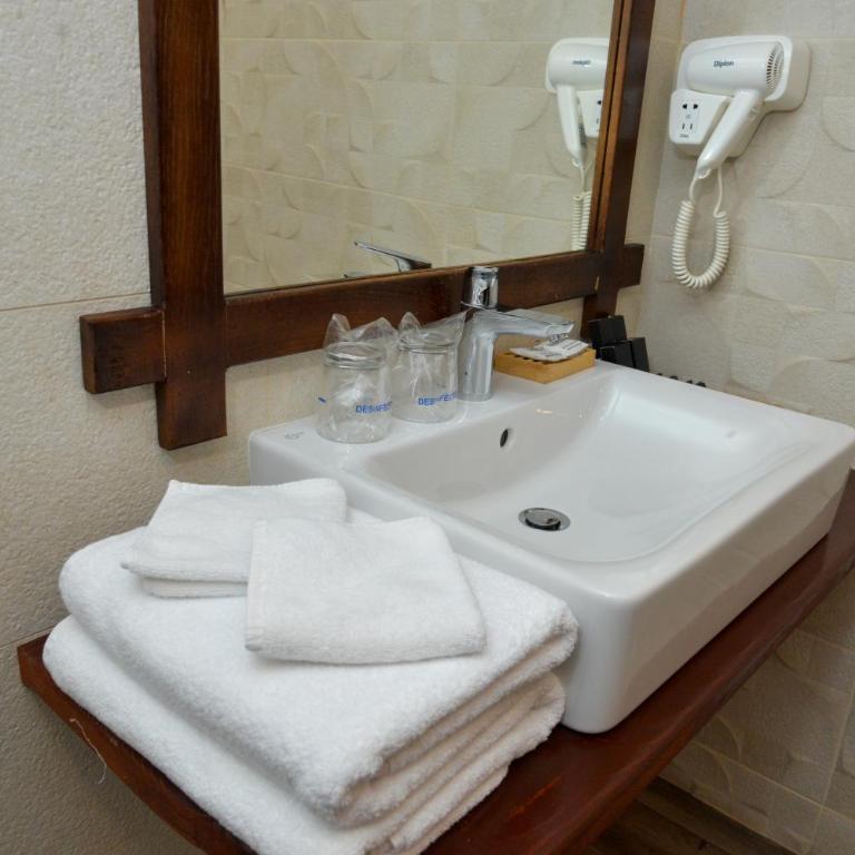 Bahus Inn - Superior Dvokrevetna Soba s Bračnim Krevetom i Pogledom na Reku - 16