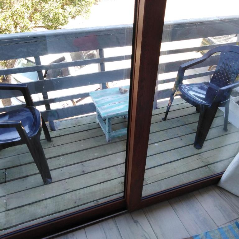 Hostal F - Habitación Doble Deluxe con balcón y vistas al mar - 14