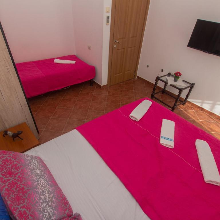 Apartments Petković - Triple Room with Sea View - 14