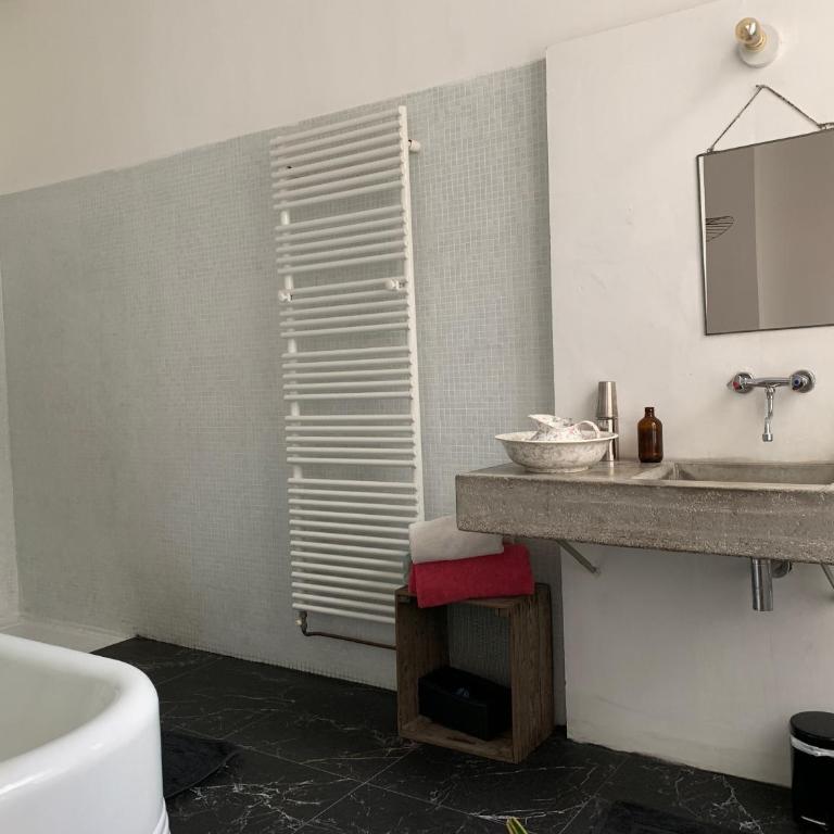 Liberté - Chambre Double avec Salle de Bains Privative - 16