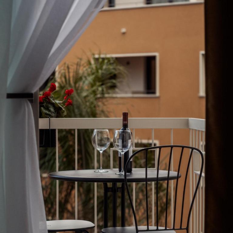 Liolá Cefalù - Deluxe Double Room with Balcony - 3