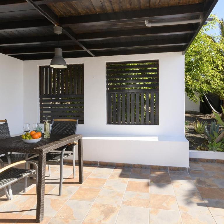 Casa Amanecer - Apartment with Pool View - 13