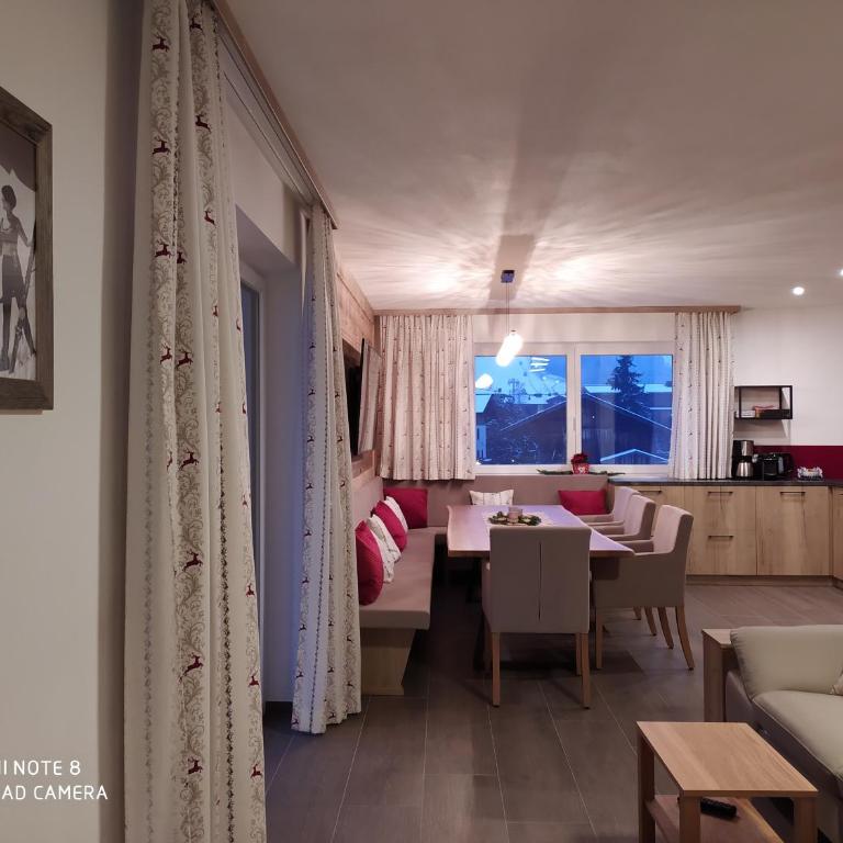 Alp-IN Lodges Kaprun, including Summer Card - Apartment mit 3 Schlafzimmern - 6
