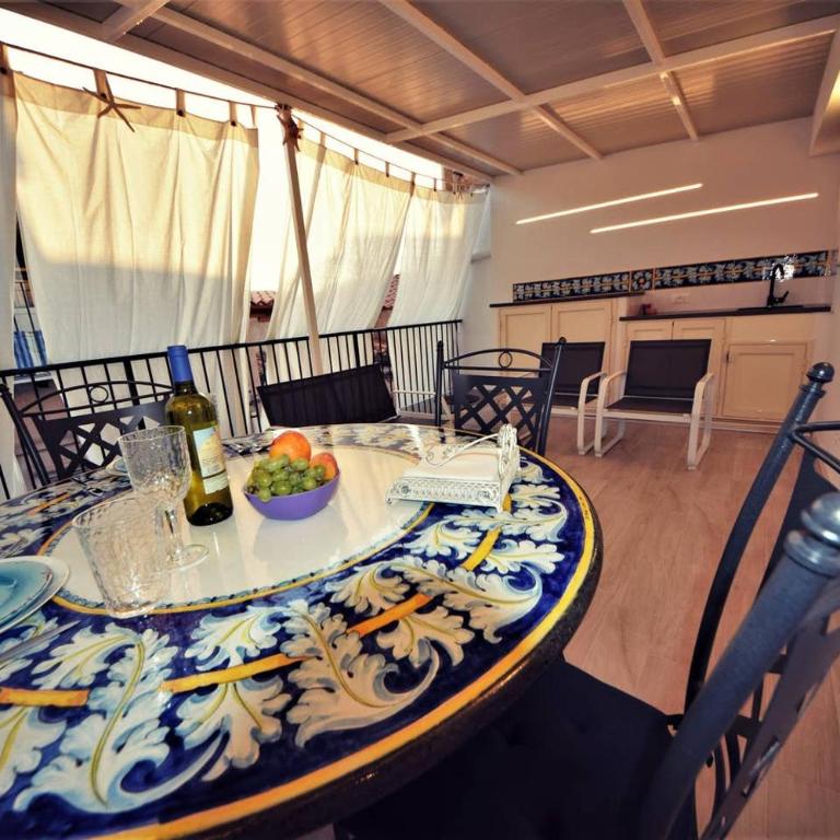 Lo Duca Apartments - Monolocale con Terrazza - 9