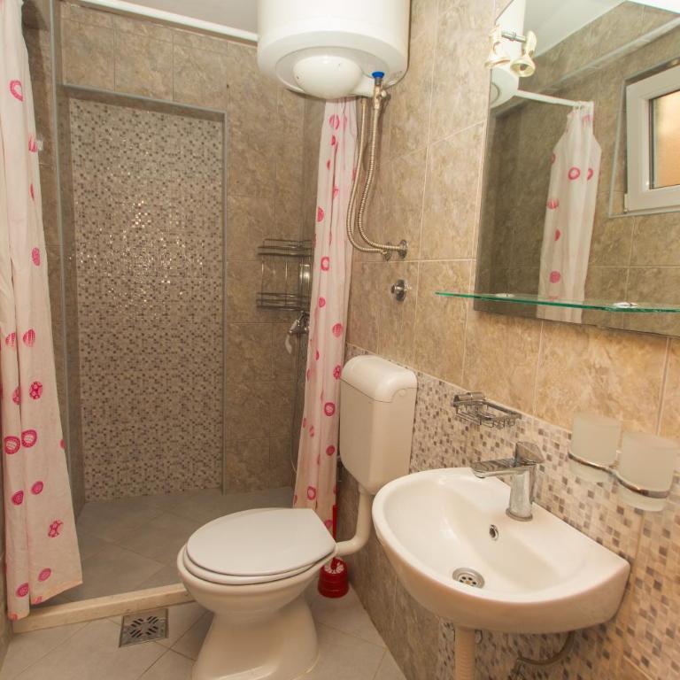 Apartments Petković - One-Bedroom Apartment with Balcony and Sea View - 18
