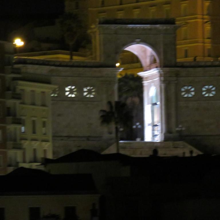 Luna Rossa Rooms - Standard Double Room with Shared Bathroom - 16