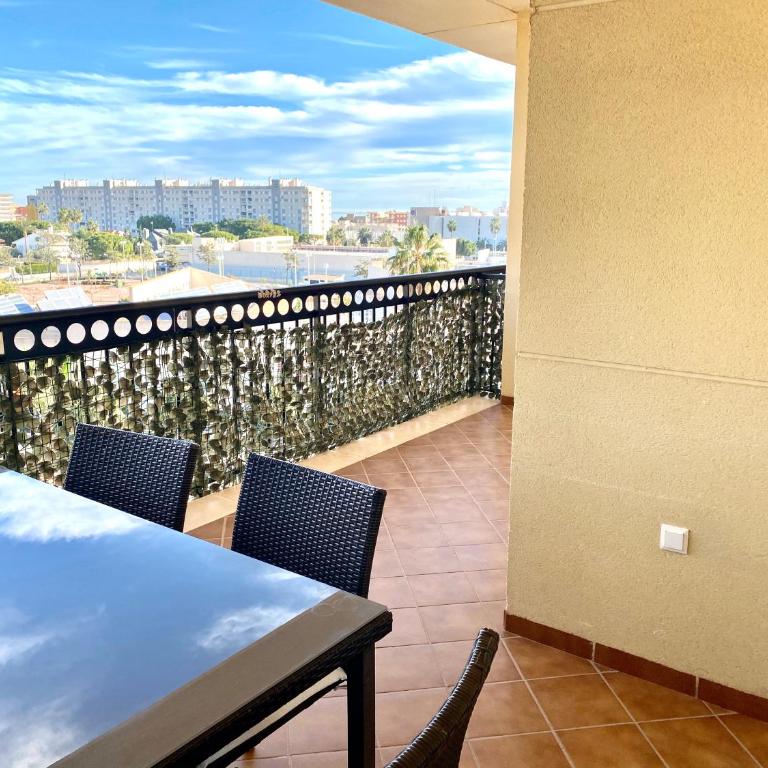 Urbanización Mar de Canet, 2 dormitorios con piscina comunitaria, garaje y wifi - Apartment mit 2 Schlafzimmern - 16