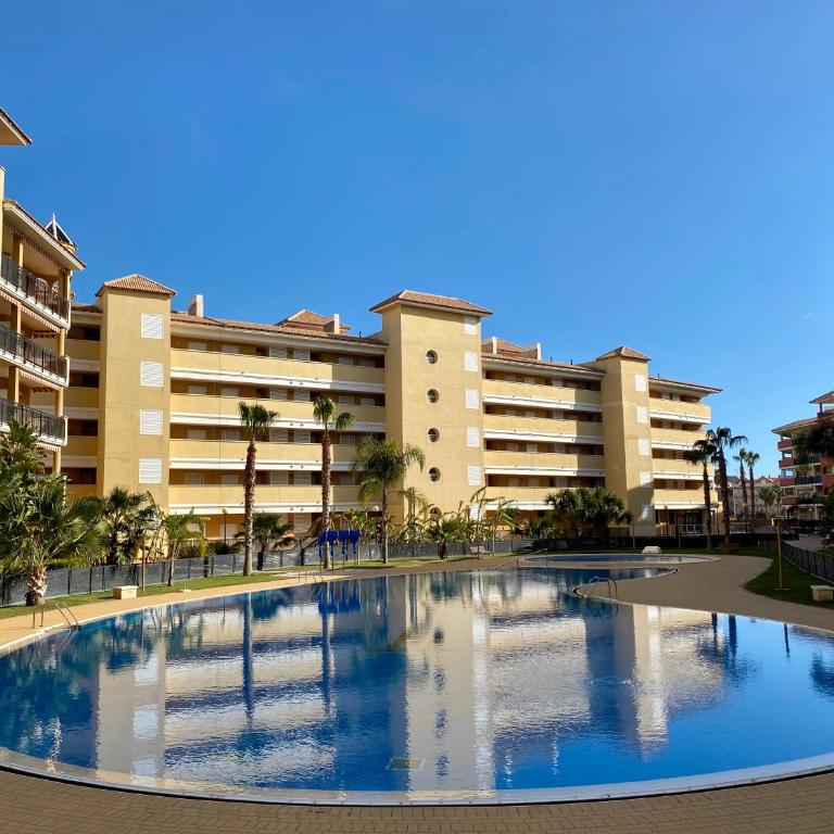 Urbanización Mar de Canet, 2 dormitorios con piscina comunitaria, garaje y wifi - Apartment mit 2 Schlafzimmern - 10