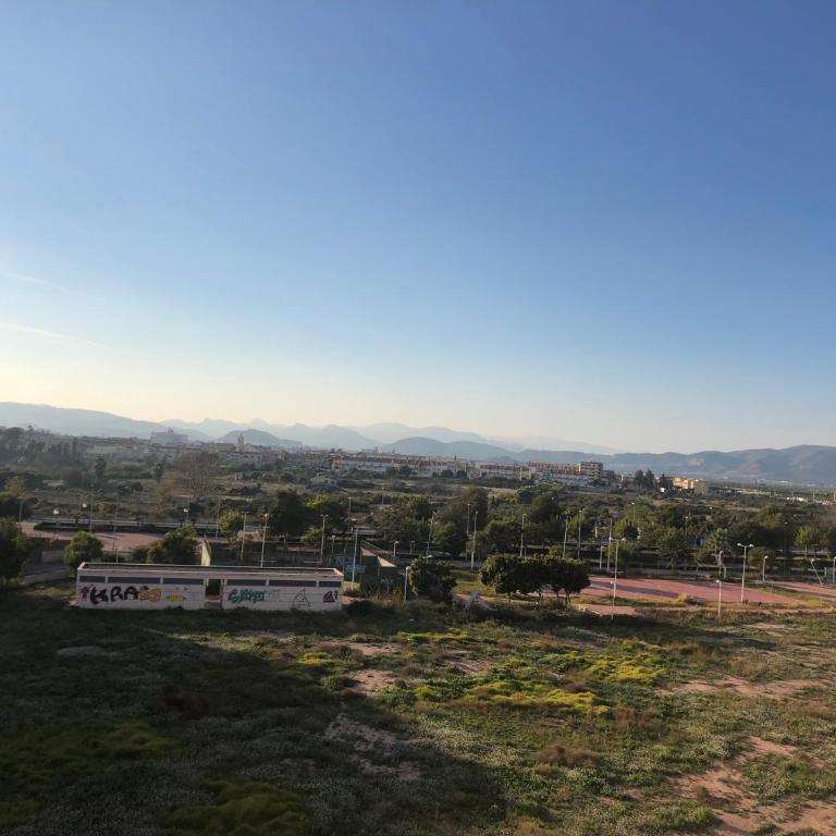 Urbanización Mar de Canet, 2 dormitorios con piscina comunitaria, garaje y wifi - Apartment mit 2 Schlafzimmern - 12