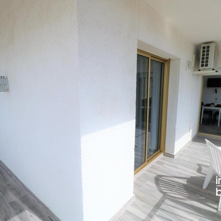 InmoBooking Pins II Essence Holyday - Apartamento con vistas al mar - 23