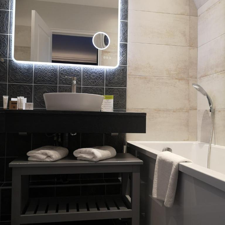 Villa Augeval Hôtel de charme & Spa - Chambre Double Supérieure - 5