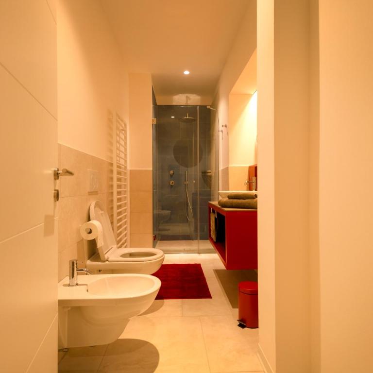 App110 - Apartment with Balcony - 5