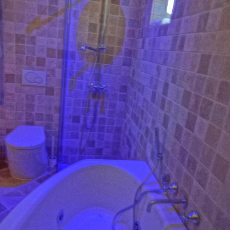 Masseria Rosa Trulli Relais - Suite Superior con Vasca Idromassaggio - 11