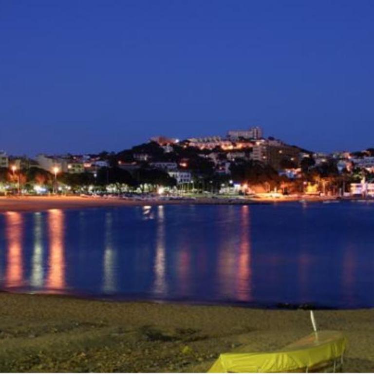 Nuevo Luminoso Apartamento Catalina a 80 metros de la playa para 4 personas - Apartamento de 2 dormitorios - 66