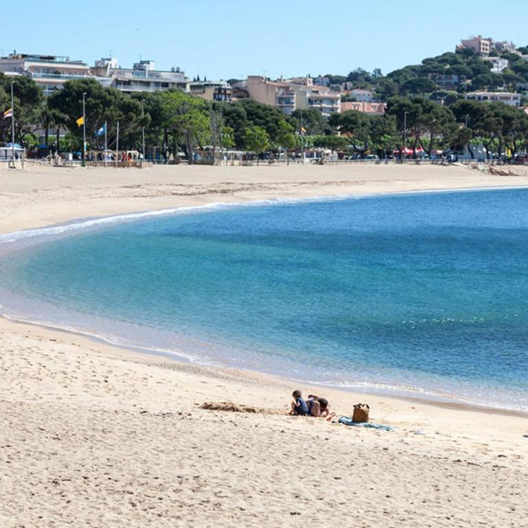 Nuevo Luminoso Apartamento Catalina a 80 metros de la playa para 4 personas - Apartamento de 2 dormitorios - 68