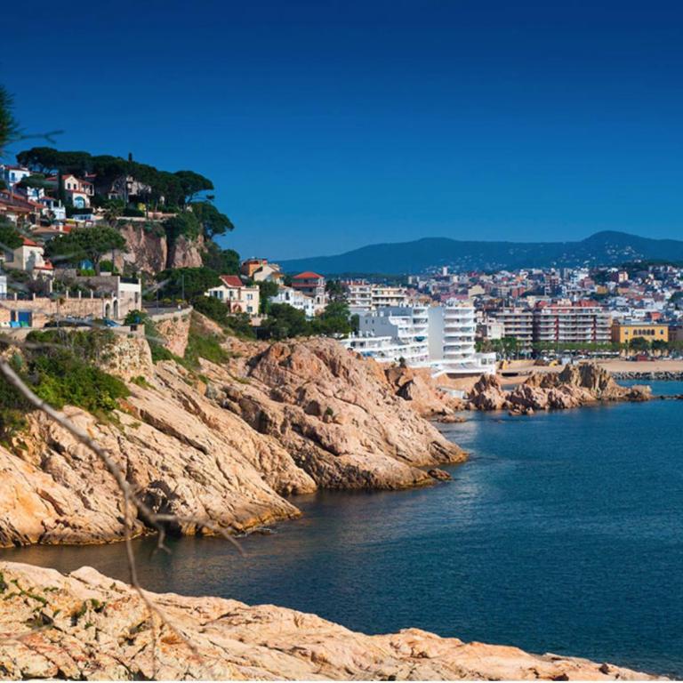 Nuevo Luminoso Apartamento Catalina a 80 metros de la playa para 4 personas - Apartamento de 2 dormitorios - 81
