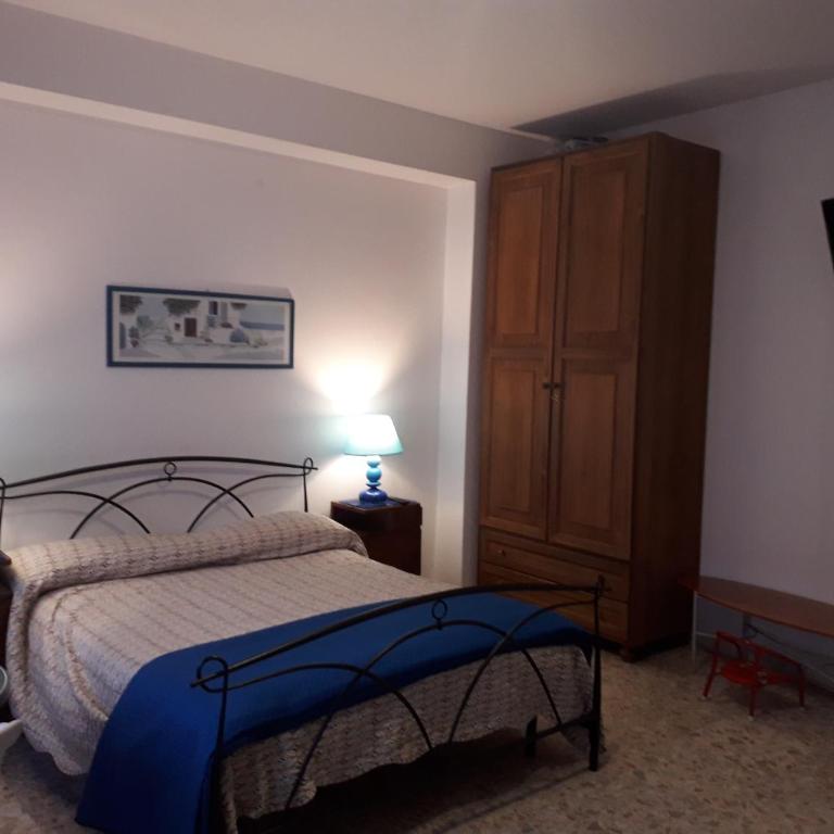 Apartament Silvy Trastevere - Camera Tripla con Bagno Privato Esterno - 3