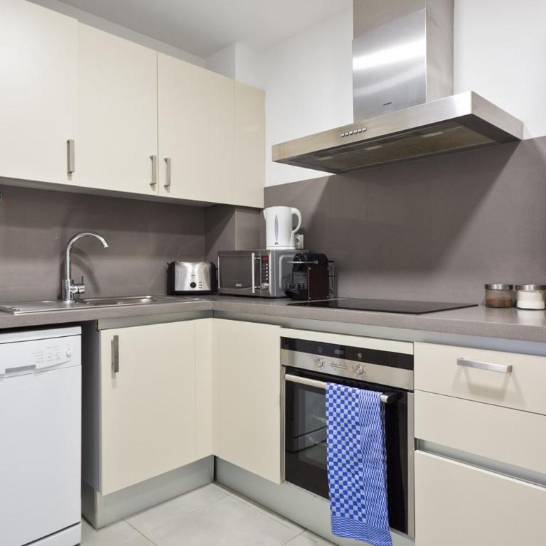 Les Corts Exclusive Apartments by Olala Homes - One-Bedroom Apartment with Balcony - 7